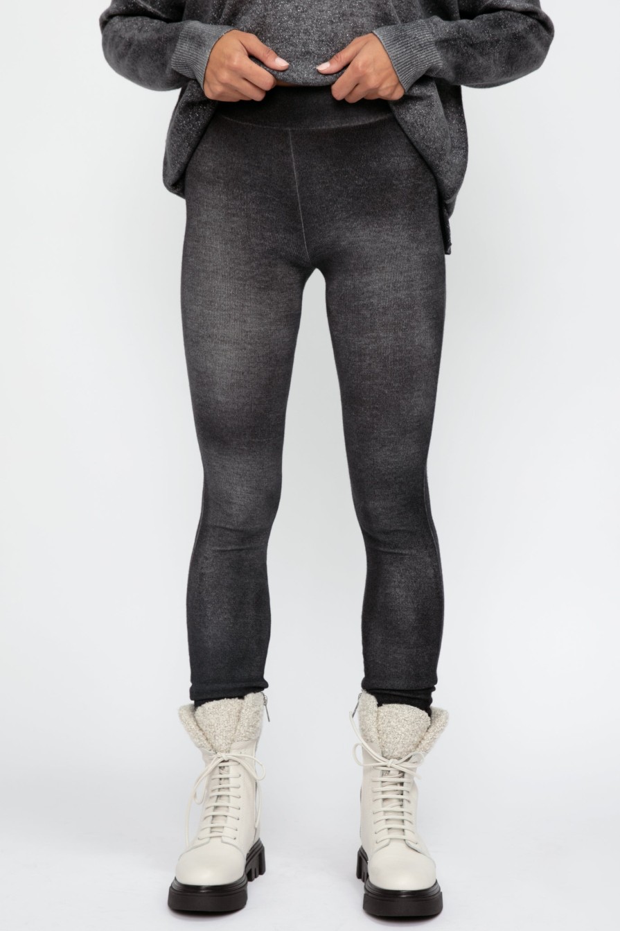 AVANT TOI Ribbed Cashmere Stretch Legging In Nero | Bottoms