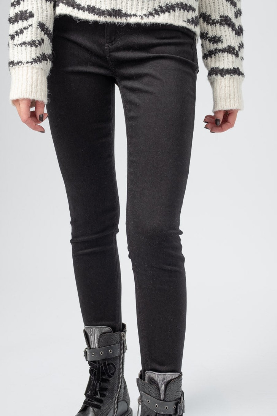 RAG & BONE Nina High Rise Ankle Skinny Jean In Black | Rag & Bone - T. Boutique | Bottoms