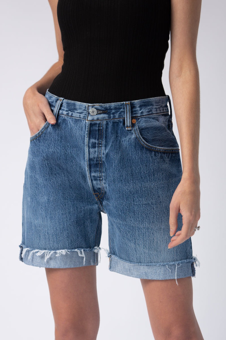 RE/DONE 90S Relaxed Short In Indigo | Re/Done - T. Boutique | Bottoms