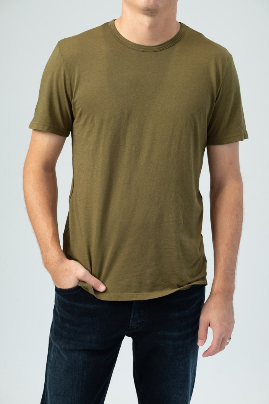 COTTON CITIZEN Classic Crewneck Tee In Moss | Cotton Citizen - T. Boutique | Tops