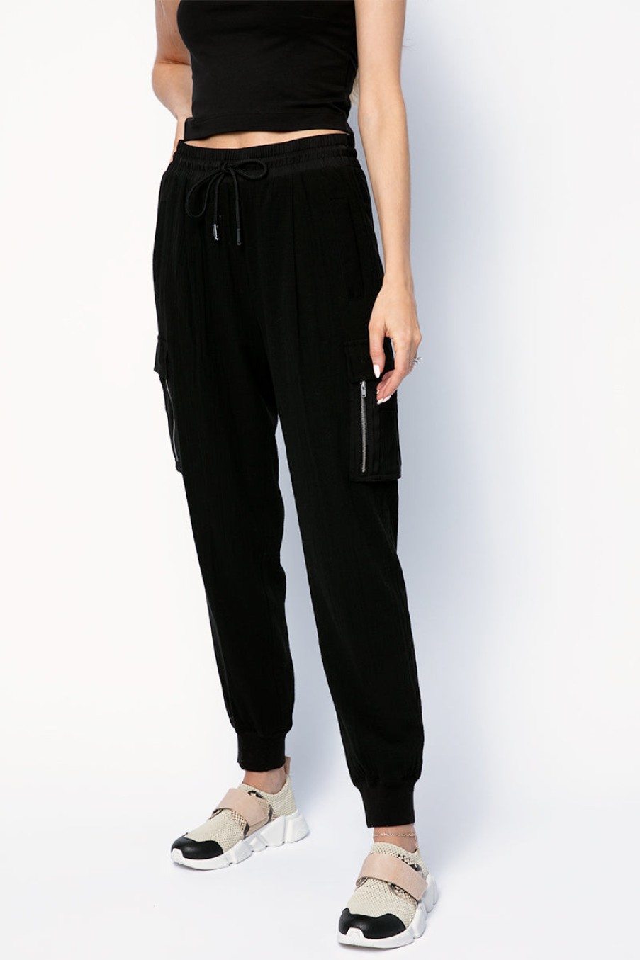 ATM Cotton Gauze Pull On Cargo Pant In Black | Atm - T. Boutique | Bottoms