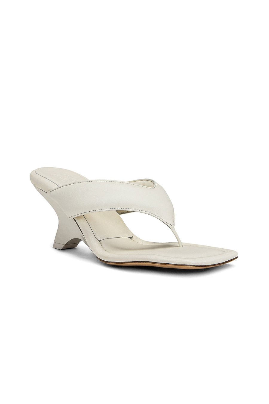 GIA BORGHINI Gia 6 Leather Thong Sandal In Ivory | Heels