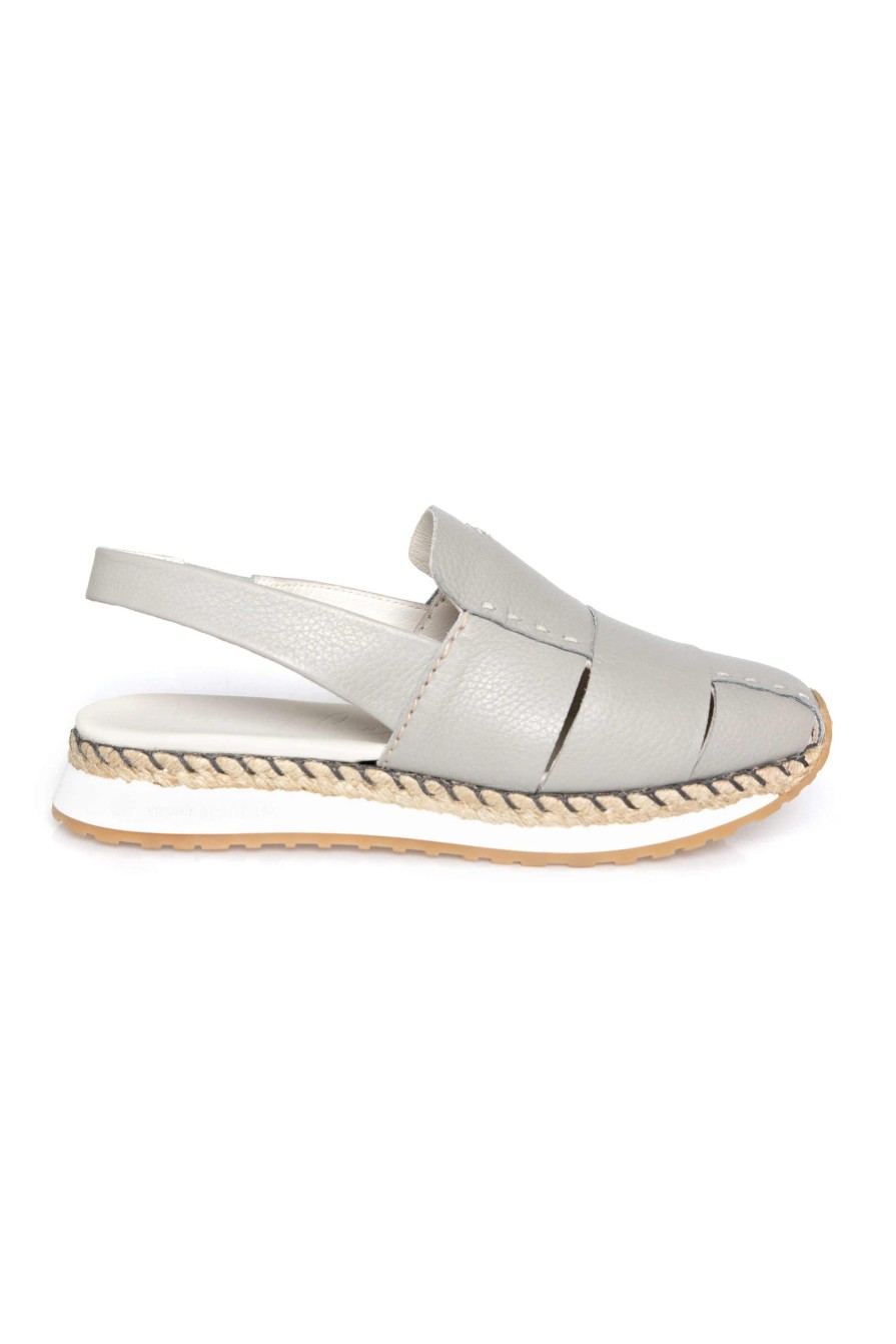 HENRY BEGUELIN Chanel Sport Leather Slingback Shoe In Cervo Brina | Flats