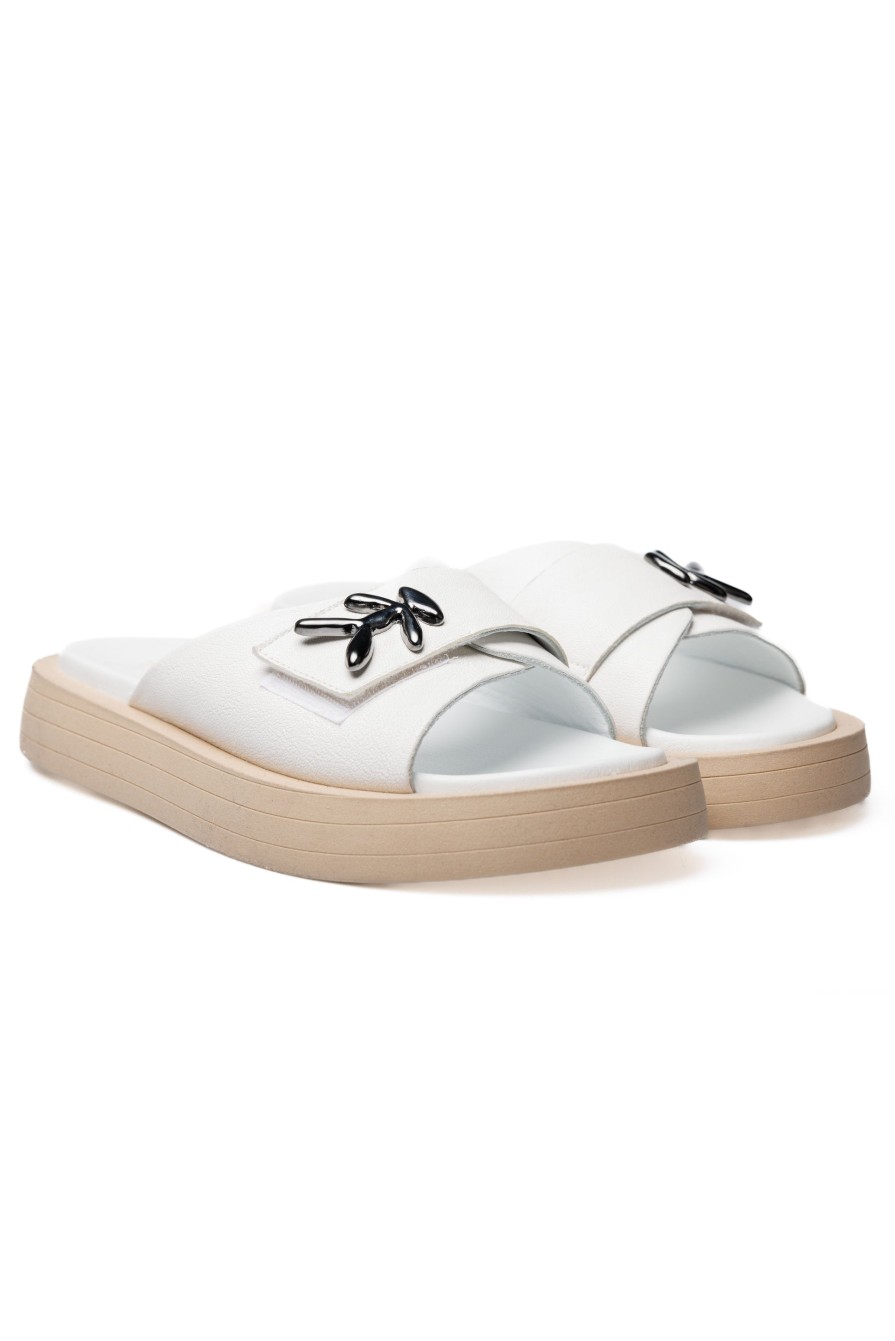 HENRY BEGUELIN Old Iron Leather Slides In Bianco | Flats