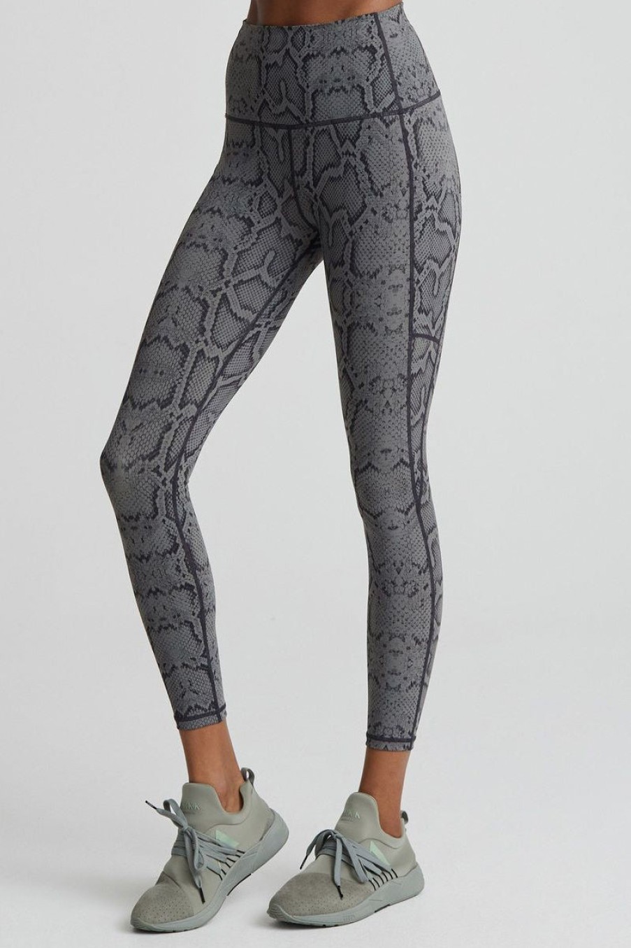 VARLEY Let'S Go Pocket Legging 25 In Olive Snake | Varley - T. Boutique | Bottoms