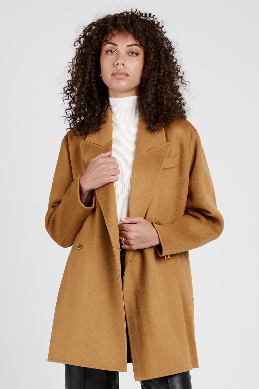 AERON Cavendish Cashmere Wool Coat In Tan | Jackets & Coats