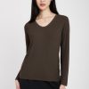 TRANSIT Long Sleeve V-Neck Top In Chocolate | Tops