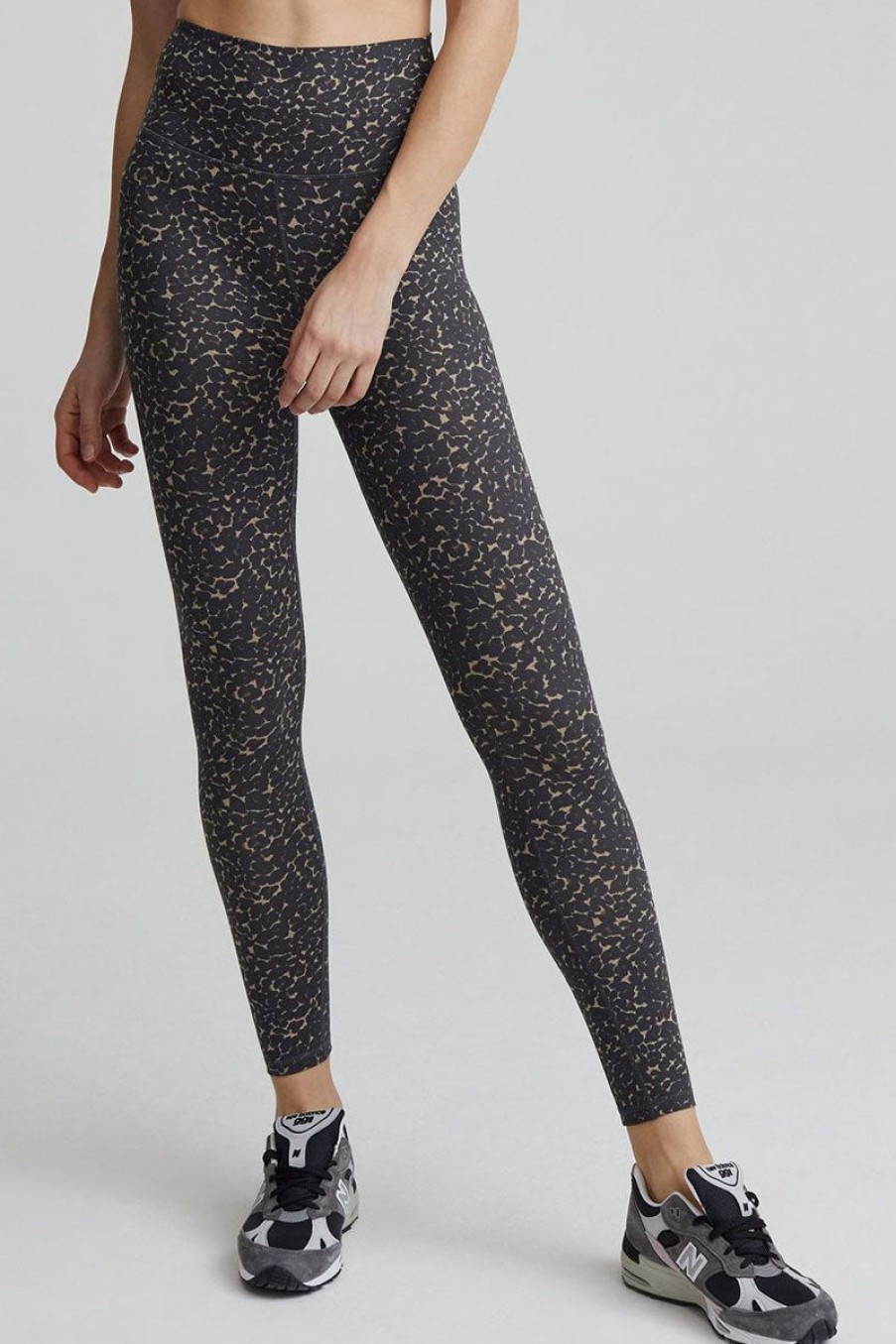 VARLEY Buy High Rise Legging 25 In Cluster Leopard | Varley - T. Boutique | Bottoms