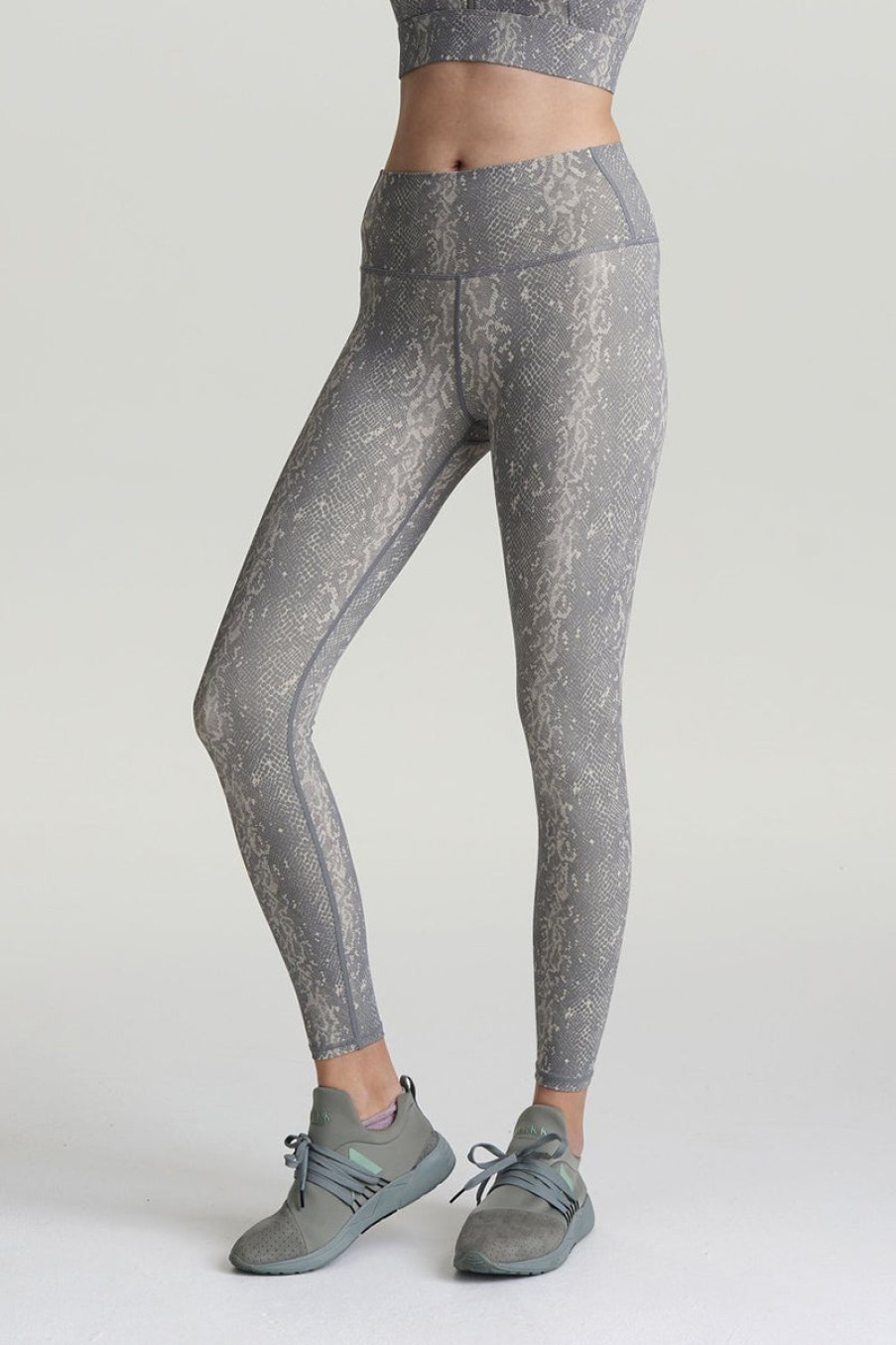 VARLEY Shop The Luna Legging In Olive Piper | Varley - T. Boutique | Bottoms