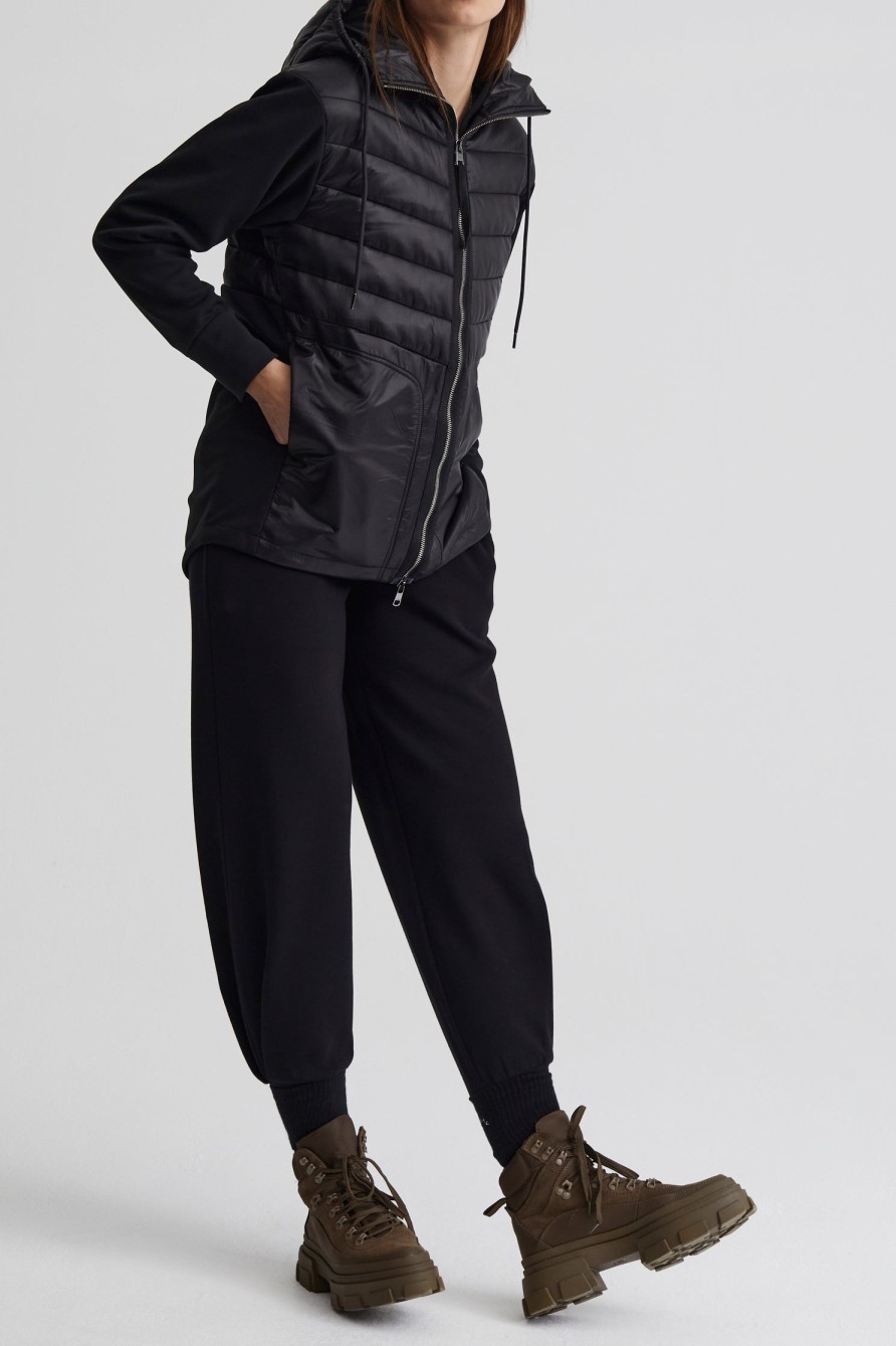 VARLEY Kerwin Jacket In Black | Loungewear