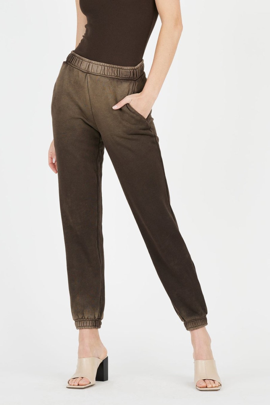 COTTON CITIZEN Brooklyn Sweatpants In Vintage Espresso | Cotton Citizen - T. Boutique | Bottoms