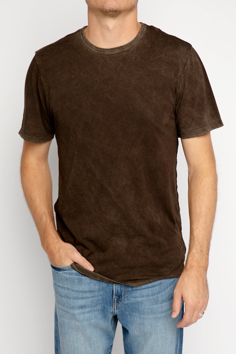 COTTON CITIZEN Buy Crewneck Tee In Vintage Espresso | Cotton Citizen - T. Boutique | Tops