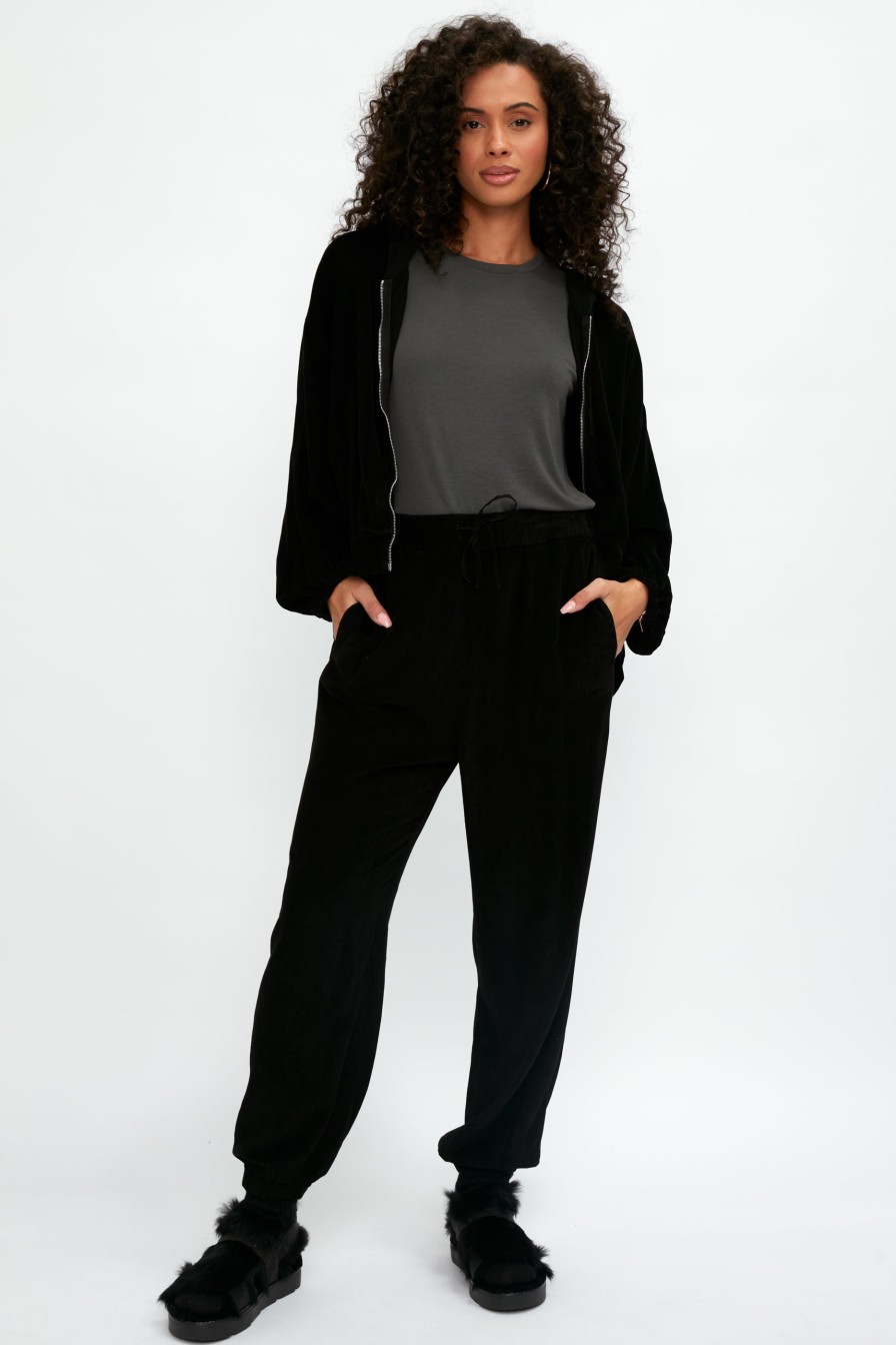 TANDEM Slouchy Track Pant In Black | Bottoms