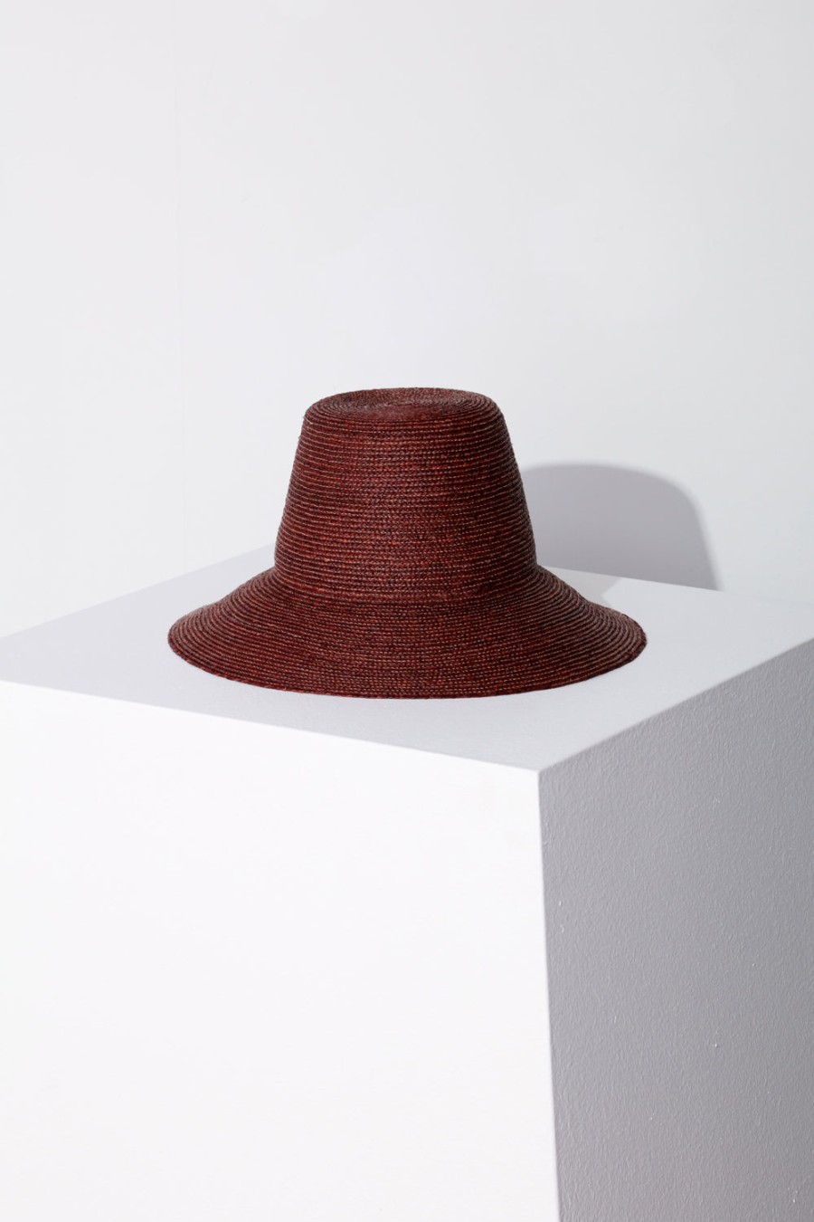 JANESSA LEONÉ Wes Hat In Chocolate | Hats