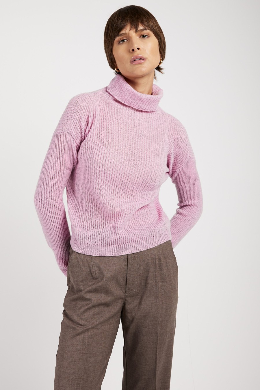 PRIVATE 0204 Light Cashmere Turtleneck Sweater In Rose | The Gift Shop