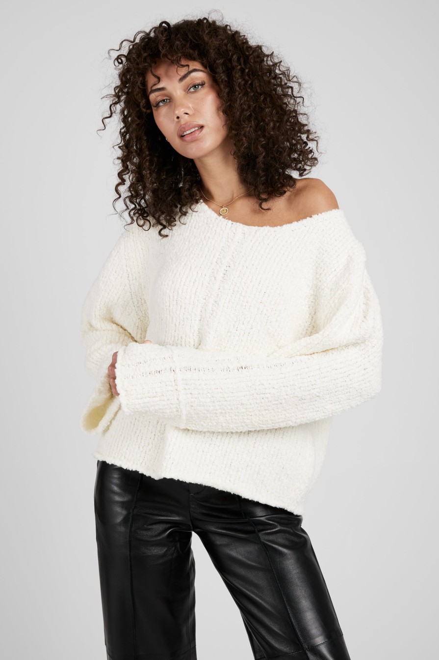 AERON Selin Oversized Boucle Sweater In Ivory | Knitwear